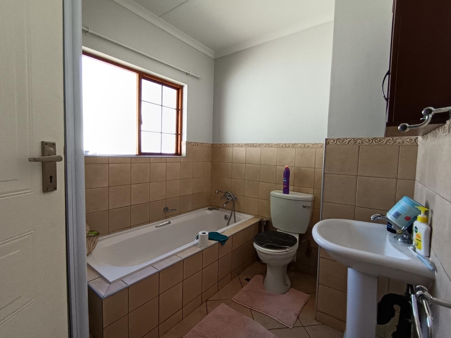 3 Bedroom Property for Sale in Bayswater Free State